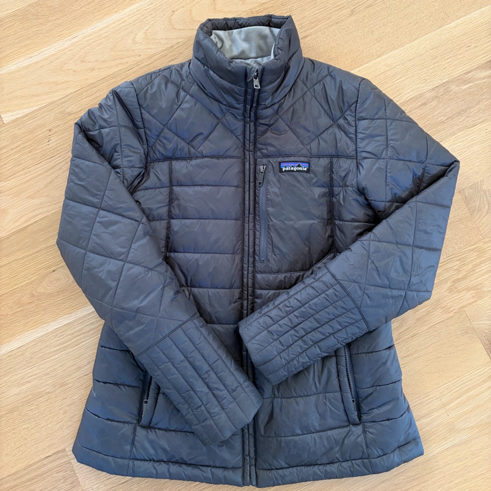 Patagonia Men's Dark Blue Puffer Jacket